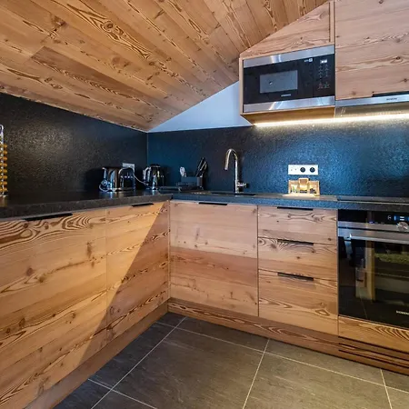 Avec Balcon, Poele A Bois, Parking - 6 Pers. - Fr-1-355-213 Apartamento Les Allues