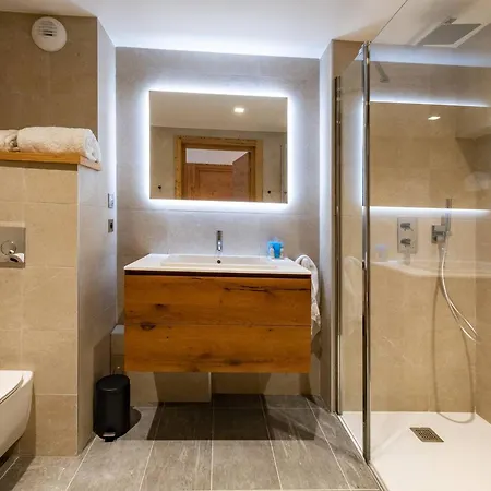 Apartamento Avec Balcon, Poele A Bois, Parking - 6 Pers. - Fr-1-355-213